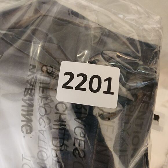 Bandolino Jeans Womens 12 PS Dark Wash Mandie Perfect Fit Straight Leg 33x27 NWT - Picture 12 of 12